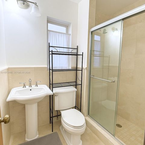 1915 Country Club Prado, Coral Gables, FL 33134