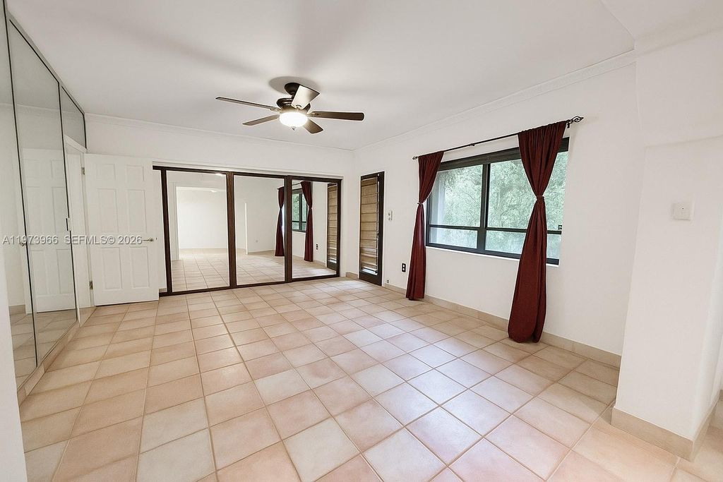 1915 Country Club Prado, Coral Gables, FL 33134
