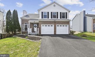 6075 OAKLAWN LN, Woodbridge, VA 22193