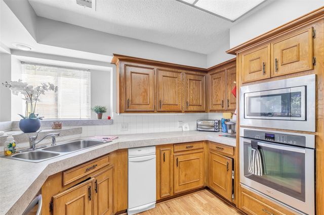 18303 Aldermoor Drive, Spring, TX 77388