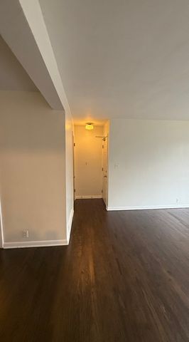 1014 Edwards Street 1, Waukegan, IL 60085