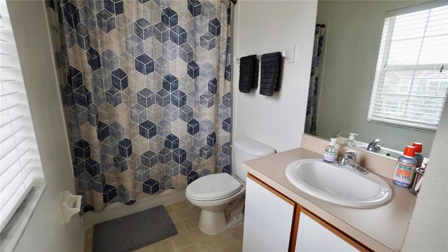 1552 BLUE MAGNOLIA ROAD, Brandon, FL 33510