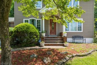 123 Riverview Ter, Riverdale Boro, NJ 07457