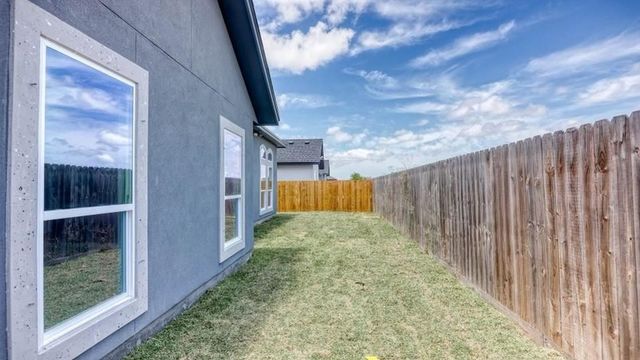 7738 Bison Dr, Corpus Christi, TX 78414