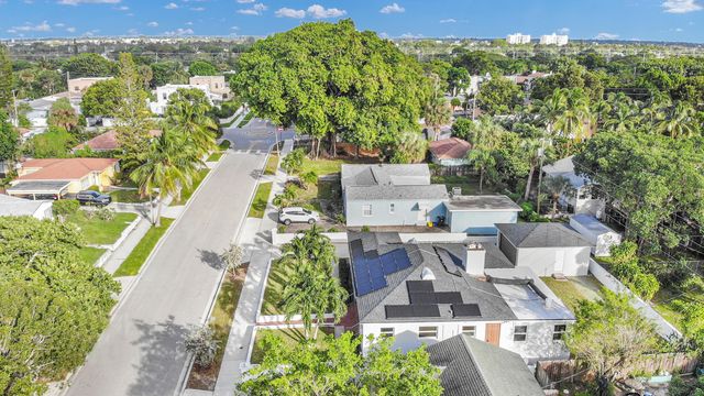 916 31ST Street, West Palm Beach, FL 33407