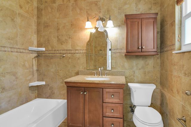 916 31ST Street, West Palm Beach, FL 33407