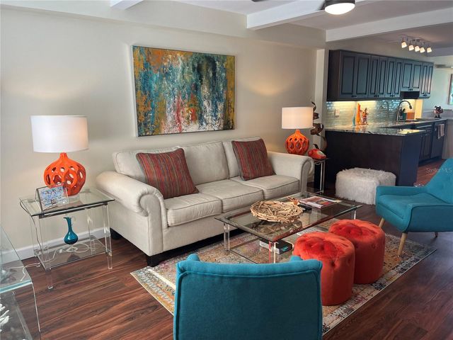 4720 LOCUST STREET NE 311, St Petersburg, FL 33703