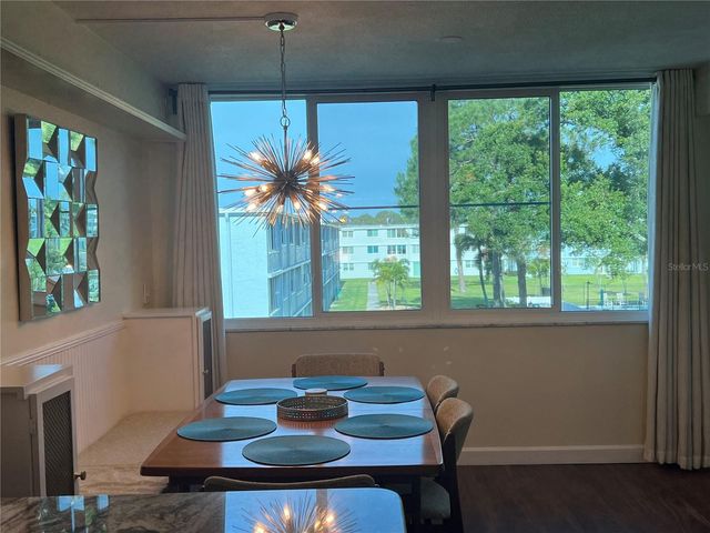 4720 LOCUST STREET NE 311, St Petersburg, FL 33703