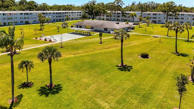 4720 LOCUST STREET NE 311, St Petersburg, FL 33703