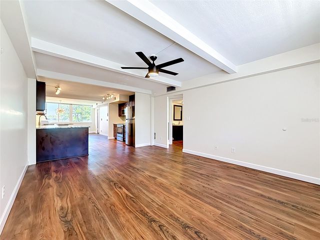 4720 LOCUST STREET NE 311, St Petersburg, FL 33703