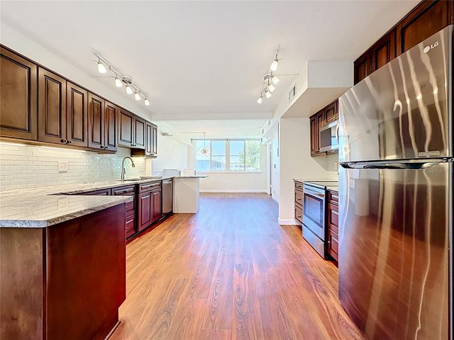 4720 LOCUST STREET NE 311, St Petersburg, FL 33703