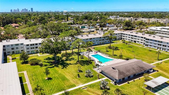 4720 LOCUST STREET NE 311, St Petersburg, FL 33703