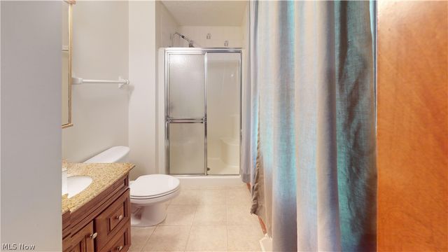 7420 Royalview Drive, Parma, OH 44129