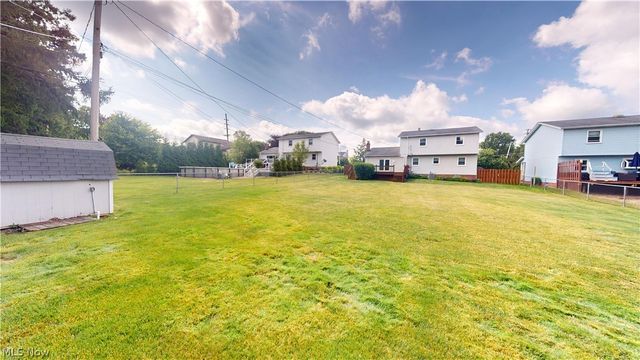 7420 Royalview Drive, Parma, OH 44129