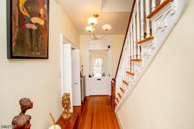 31 E Main St, Flemington Boro, NJ 08822