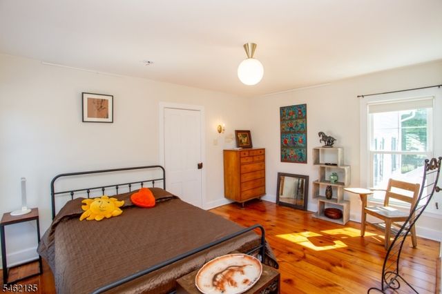 31 E Main St, Flemington Boro, NJ 08822
