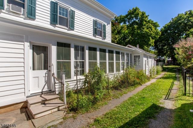 31 E Main St, Flemington Boro, NJ 08822