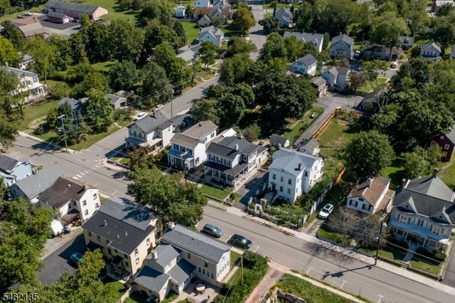 31 E Main St, Flemington Boro, NJ 08822