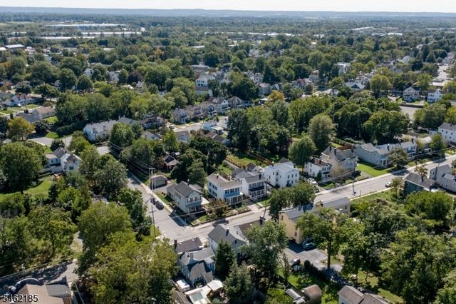 31 E Main St, Flemington Boro, NJ 08822