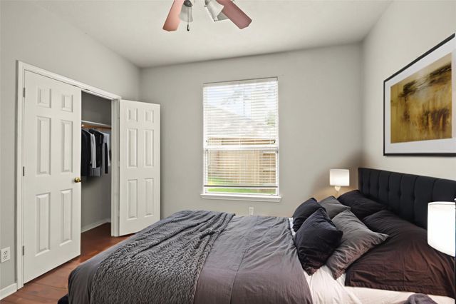 2106 Long Trail Path Court, Spring, TX 77373