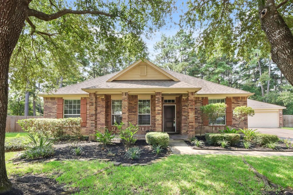 2106 Long Trail Path Court, Spring, TX 77373