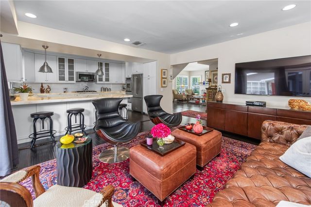 4323 Laurelgrove Avenue, Studio City, CA 91604