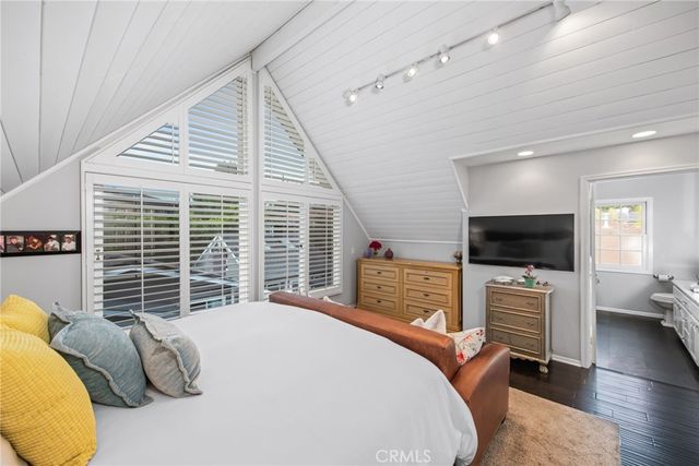 4323 Laurelgrove Avenue, Studio City, CA 91604