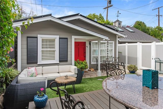 4323 Laurelgrove Avenue, Studio City, CA 91604