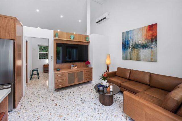 4323 Laurelgrove Avenue, Studio City, CA 91604