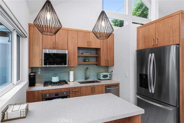 4323 Laurelgrove Avenue, Studio City, CA 91604