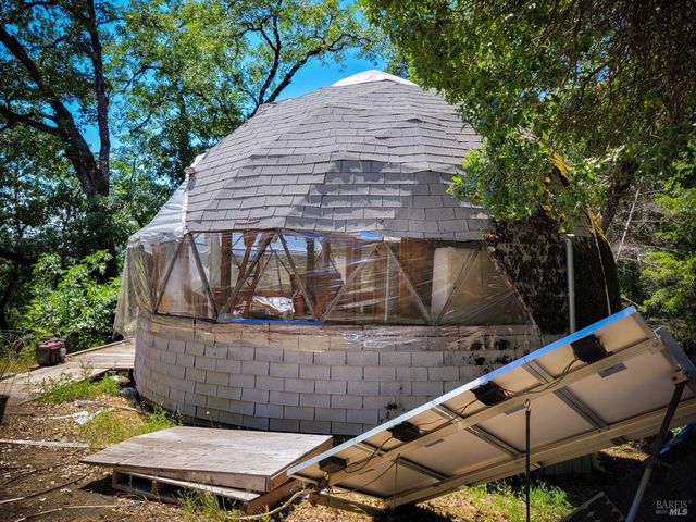 47111 Fox Rock Rd, Laytonville, CA 95454