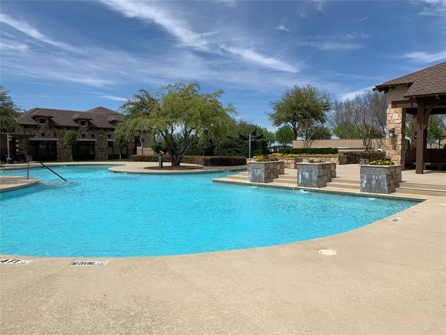 10312 Claystone Drive, Denton, TX 76207