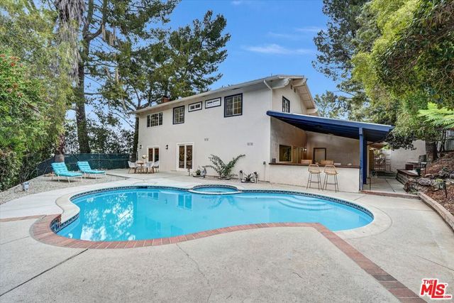 9721 Nevada Avenue, Los Angeles, CA 91311