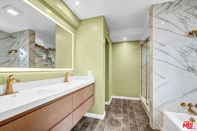 9721 Nevada Avenue, Los Angeles, CA 91311