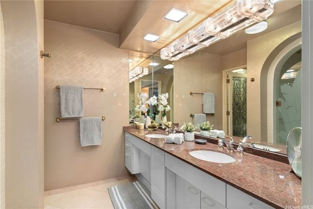 425 South Street 3502, Honolulu, HI 96813