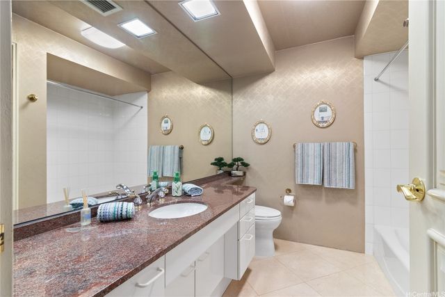 425 South Street 3502, Honolulu, HI 96813
