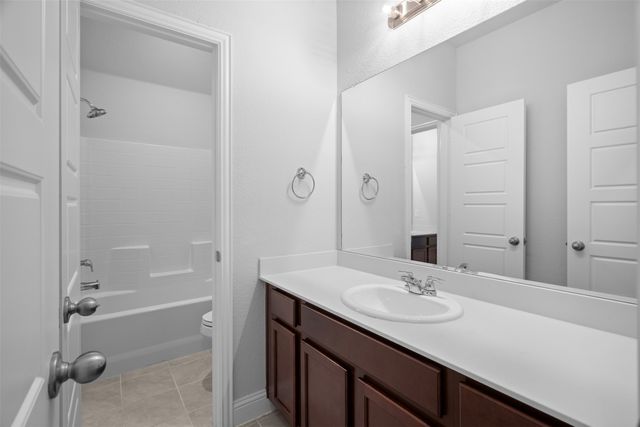 2001 Olivereta Drive, Little Elm, TX 75068