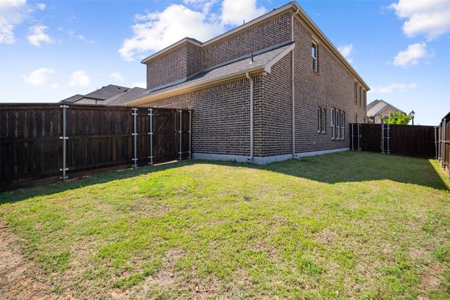 2001 Olivereta Drive, Little Elm, TX 75068