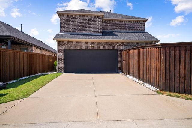 2001 Olivereta Drive, Little Elm, TX 75068