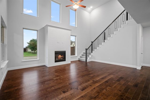 2001 Olivereta Drive, Little Elm, TX 75068