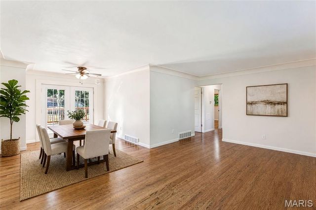 42 Dorchester Drive, Belleville, IL 62223