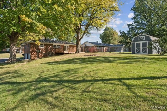 42 Dorchester Drive, Belleville, IL 62223