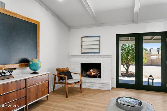 5913 W GROVERS Avenue, Glendale, AZ 85308