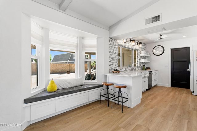 5913 W GROVERS Avenue, Glendale, AZ 85308