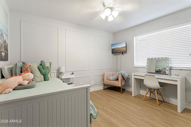 5913 W GROVERS Avenue, Glendale, AZ 85308