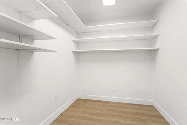 5913 W GROVERS Avenue, Glendale, AZ 85308