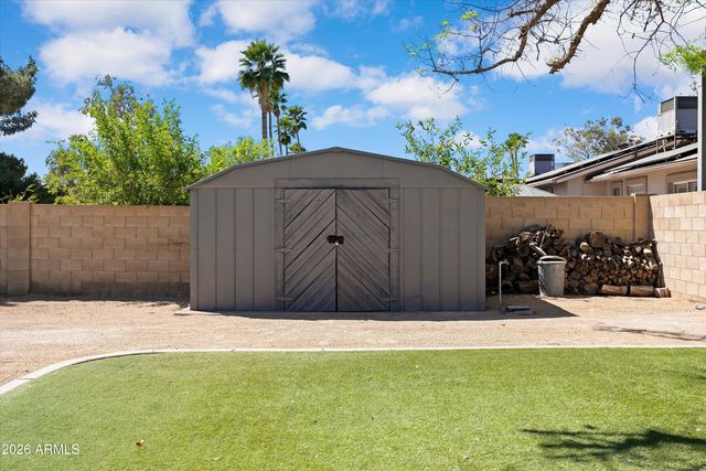 5913 W GROVERS Avenue, Glendale, AZ 85308