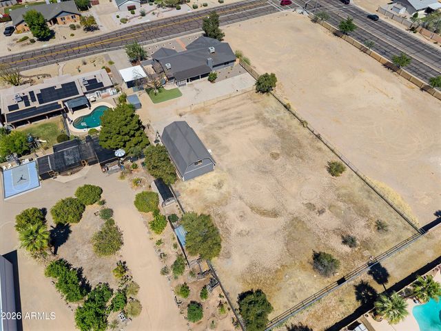 5913 W GROVERS Avenue, Glendale, AZ 85308