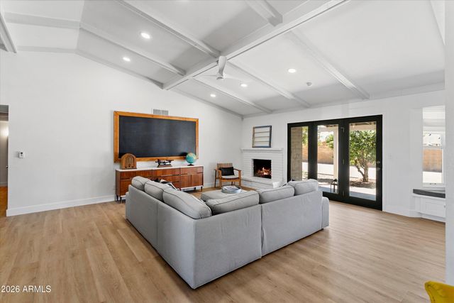 5913 W GROVERS Avenue, Glendale, AZ 85308