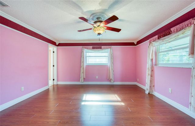 9548 141ST STREET, Seminole, FL 33776